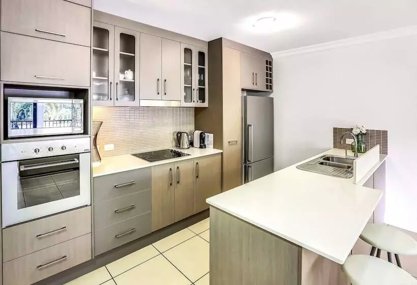 ２ベッドルームアパートメント, Elysium Apartments