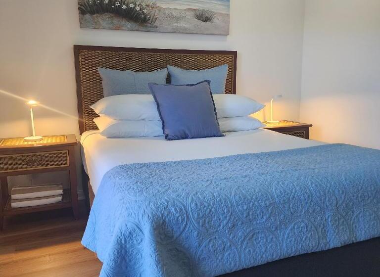 スタンダードルーム, Elysium Apartments