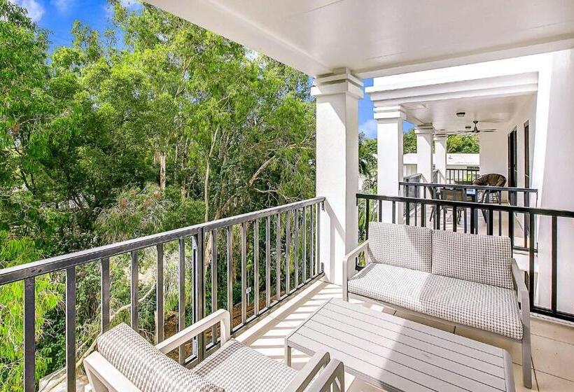 3ベッドルームアパートメント, Elysium Apartments