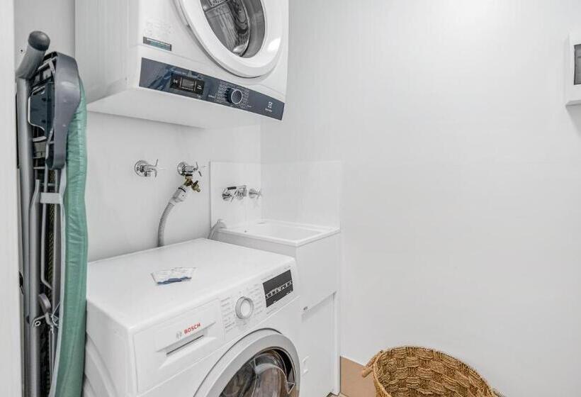 1ベッドルームアパートメント, Elysium Apartments