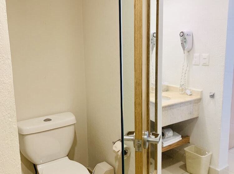 غرفه قياسيه سريرين مزدوجين, Bello Veracruz