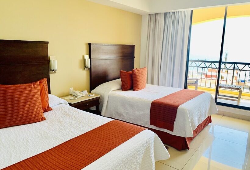 غرفه قياسيه سريرين مزدوجين, Bello Veracruz