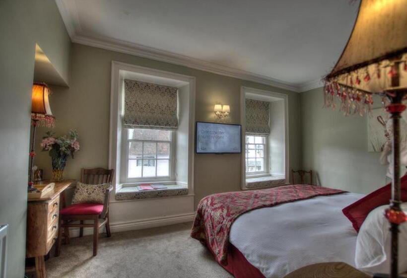 غرفة سوبيريور, Dunster Castle