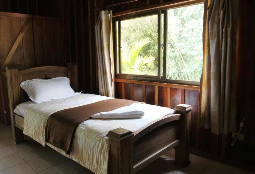 家庭间, Kokoro Mineral Hot Springs