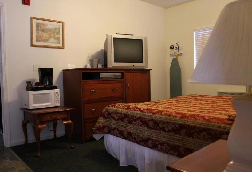 디럭스 스위트 킹 침대, Yosemite Riverside Inn