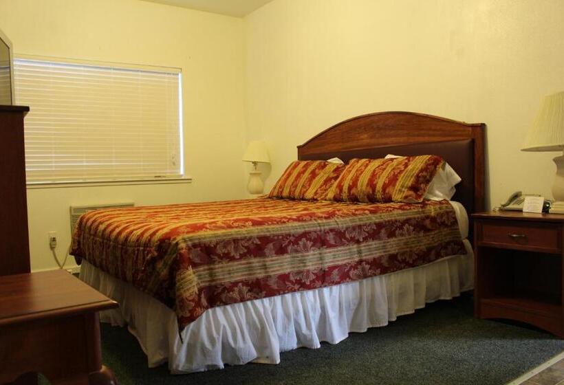 디럭스 스위트 킹 침대, Yosemite Riverside Inn