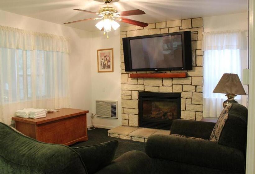 디럭스 스위트 킹 침대, Yosemite Riverside Inn