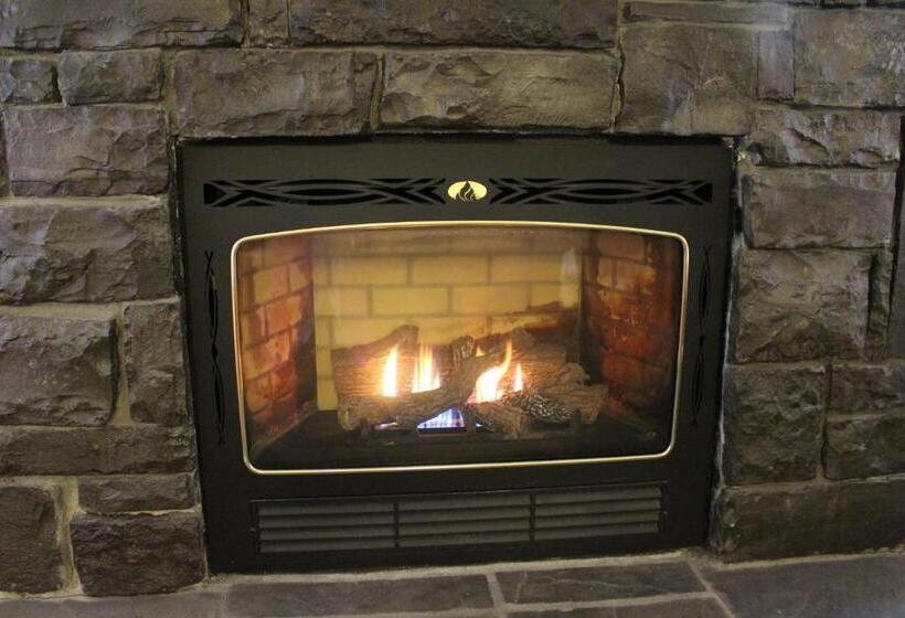 디럭스 스위트 킹 침대, Yosemite Riverside Inn