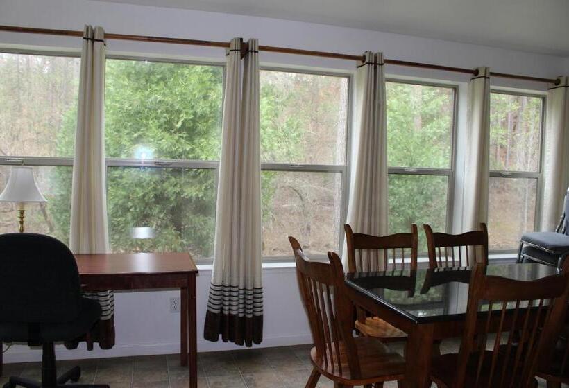 스위트, Yosemite Riverside Inn