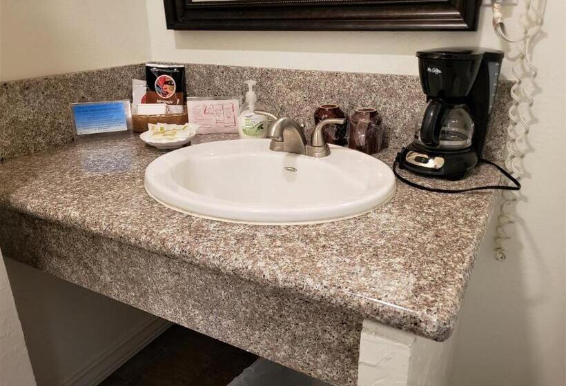 스탠다드 룸, Yosemite Riverside Inn