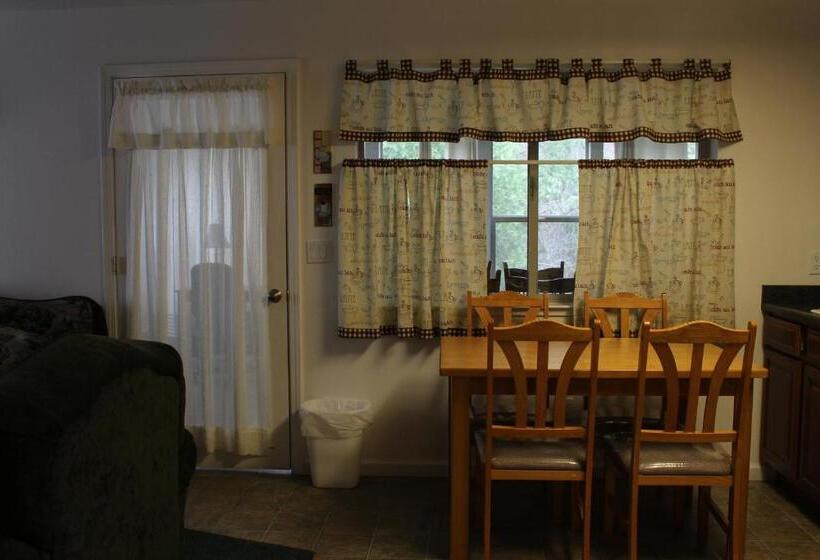 스위트, Yosemite Riverside Inn