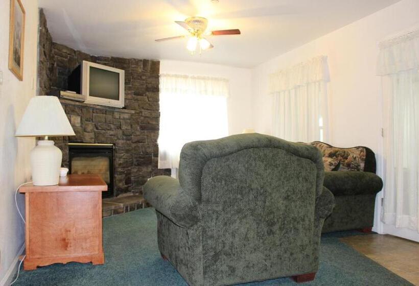 스위트, Yosemite Riverside Inn