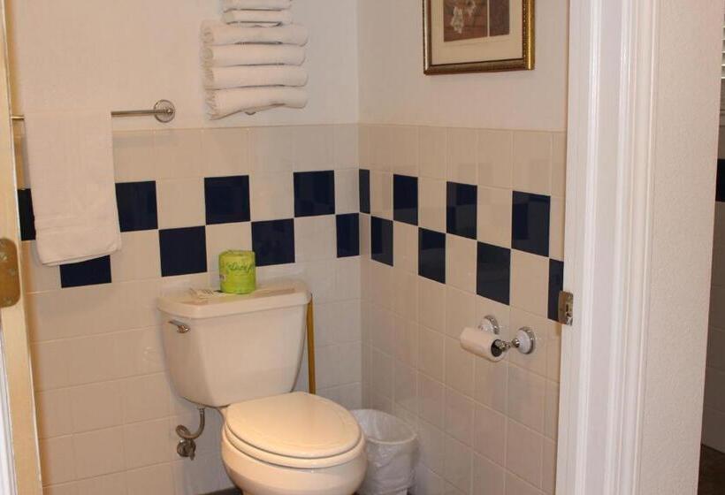 스위트, Yosemite Riverside Inn