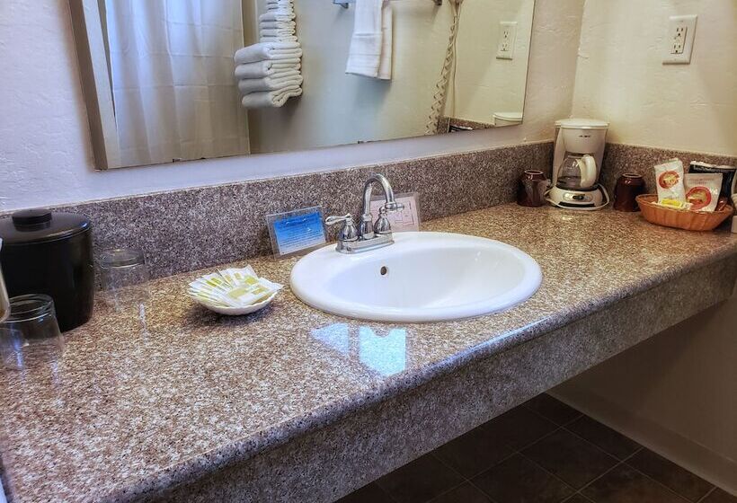 스탠다드 룸, Yosemite Riverside Inn