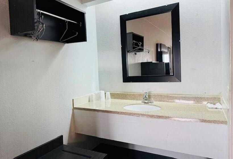 Стандартный Номер Кровать Кинг, Motel 6 Cedar Rapids, Ia