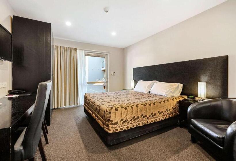 Executive-studio, Quality Suites Amore