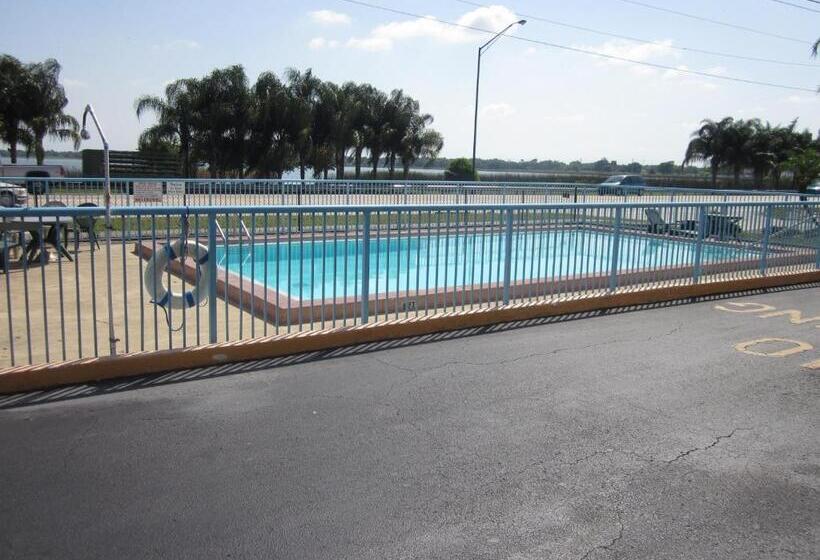 غرفة قياسية سرير كينج, Westmont Inn  Lakeland