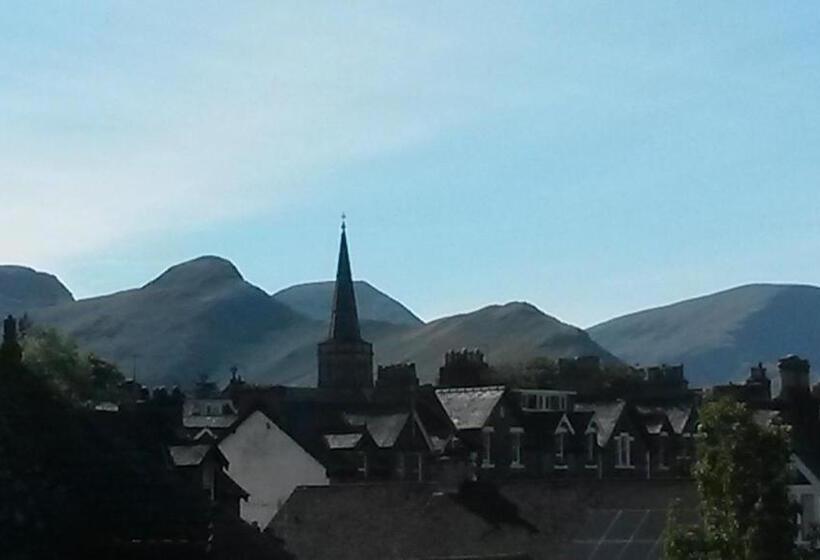 اتاق استاندارد با سرویس بهداشتی مشترک, Babbling Brook Guesthouse