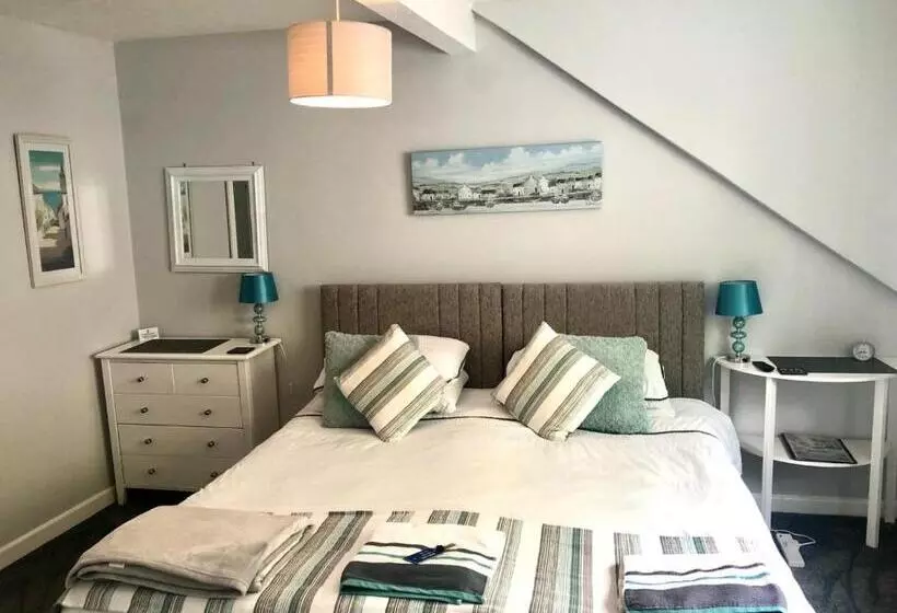 Standardrum, Bridgeside Guest House