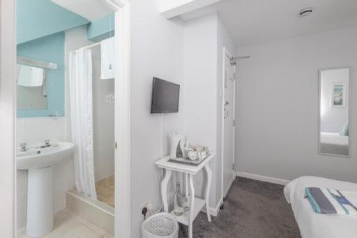 Номер Стандарт, Bridgeside Guest House