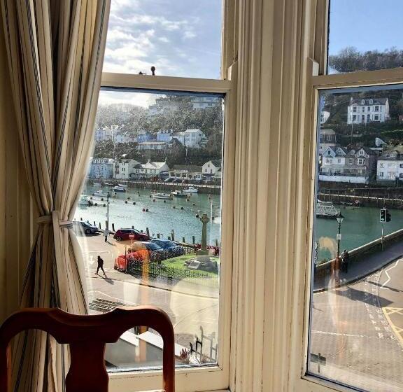 غرفة عائلية مطلّة علي البحر, Bridgeside Guest House