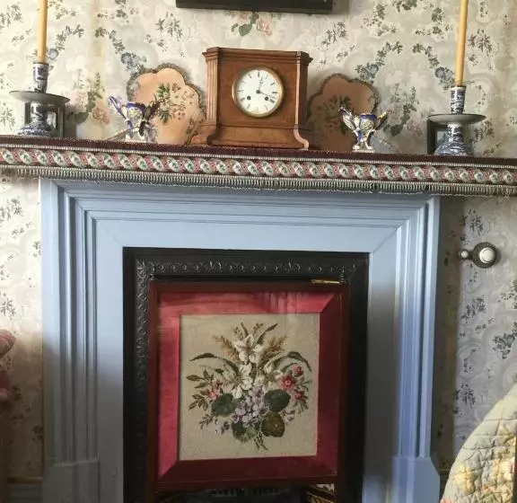 ガーデンビューデラックスルーム, St Benedict   Victorian Bed And Breakfast