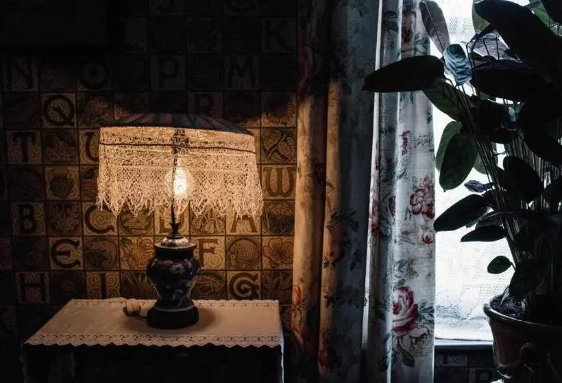バス共有のスタンダードルーム, St Benedict   Victorian Bed And Breakfast
