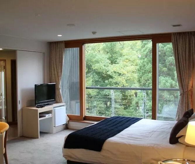 ３ベッドルームアパートメント, The Ridge Hotel & Apartments