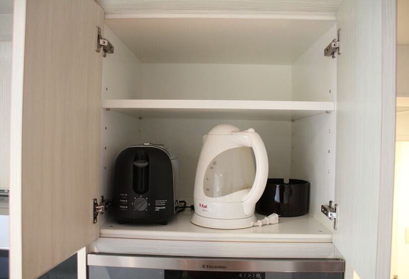 스탠다드 룸 킹사이즈 침대, The Ridge Hotel & Apartments