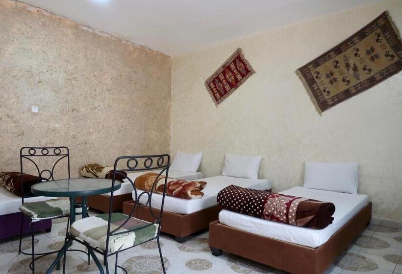 اتاق استاندارد چهار تخته, Bedouins Inn Village