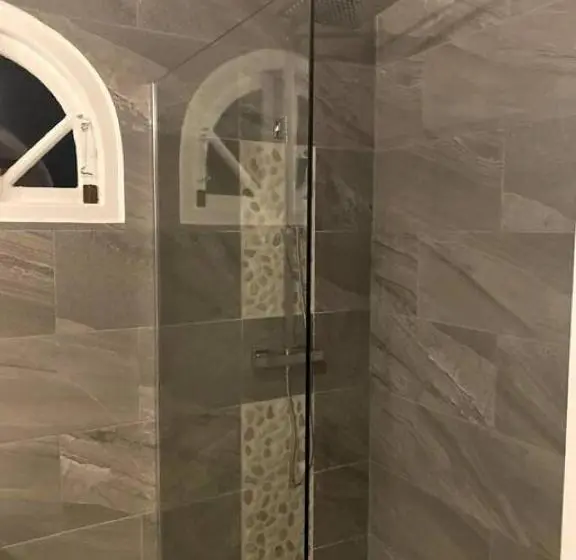 آپارتمان 1 خوابه با بالکن, Beach Walk Residences