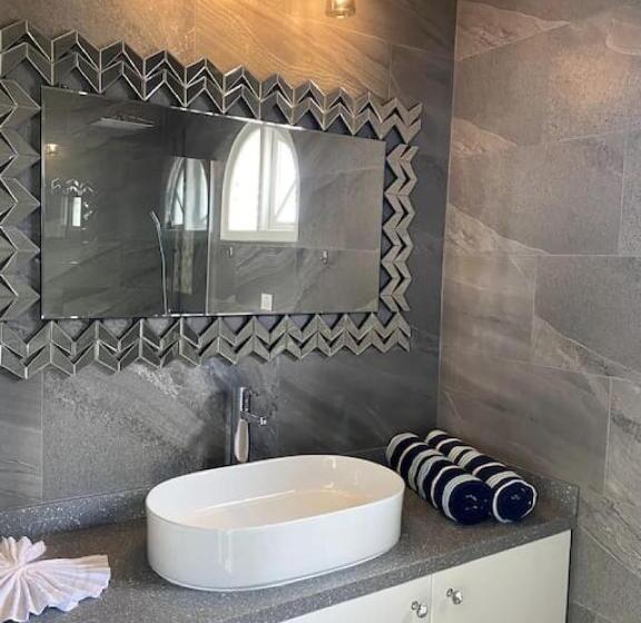 آپارتمان 1 خوابه با بالکن, Beach Walk Residences