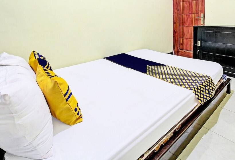 חדר סטנדרט, Spot On 92123 Chikam House Syariah