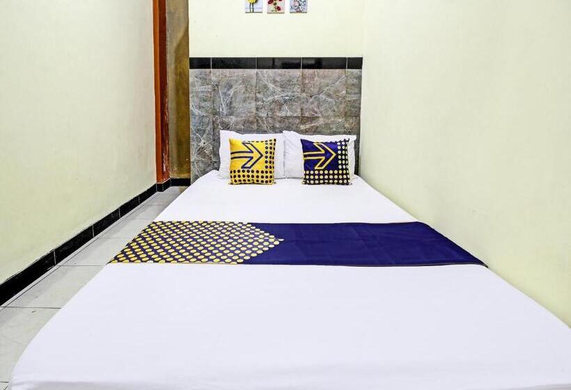 חדר אקונומי, Spot On 92123 Chikam House Syariah