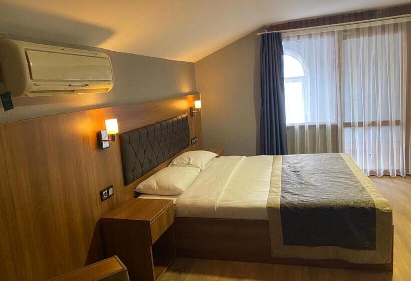 غرفة ديلوكس مزودة بشرفة, Divine Beach Resort Kumburgaz