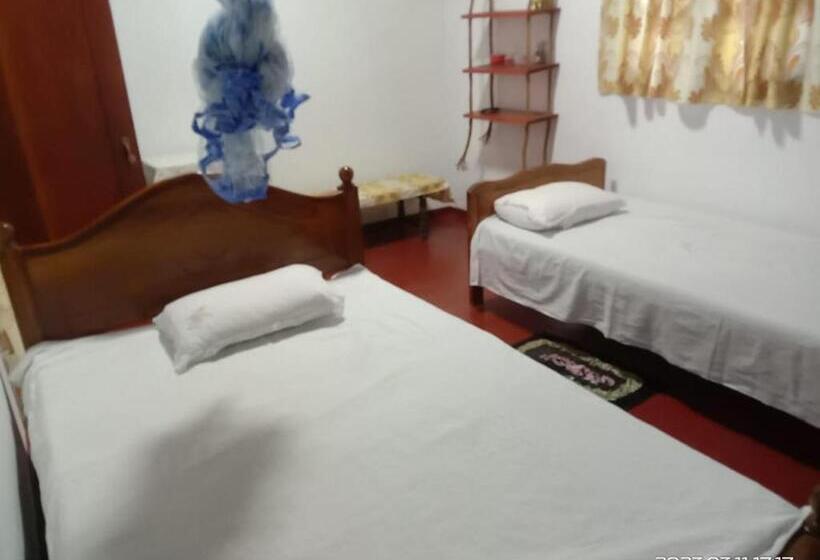 Quarto Estandar, Unawatuna White Villa