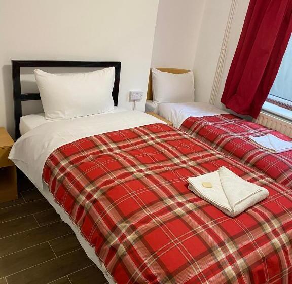 اتاق اکونومی, 27 Argyle Square