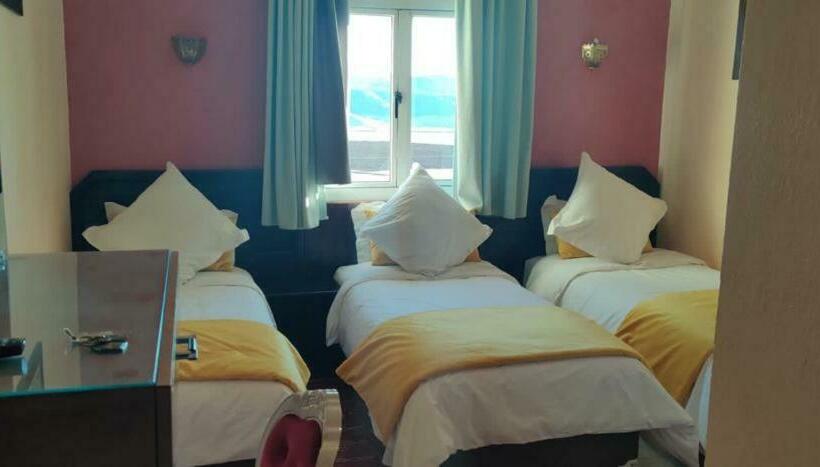 اتاق استاندارد سه نفره, Auberge Tourtite