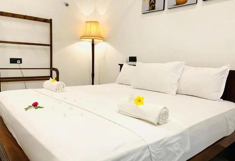 デラックスルーム, Kavin Beach Hotel Hikkaduwa