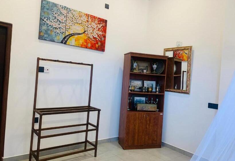 Номер Стандарт, Kavin Beach Hotel Hikkaduwa