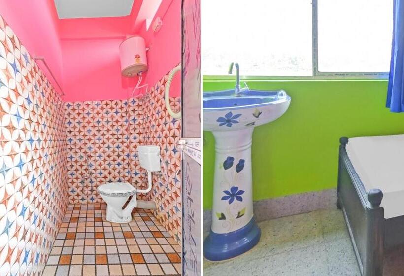 חדר קלאסי לשלושה, Oyo Flagship 80594 Kriyan