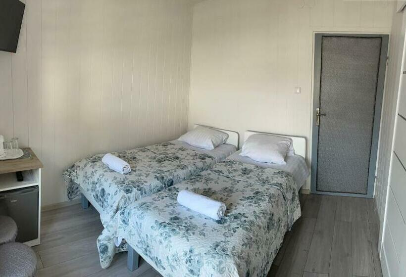 バルコニー付きスタンダードルーム, Willa Anna