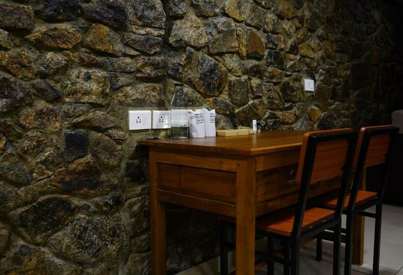 Номер Deluxe, Thottom Stays Munnar, Forest Bungalow
