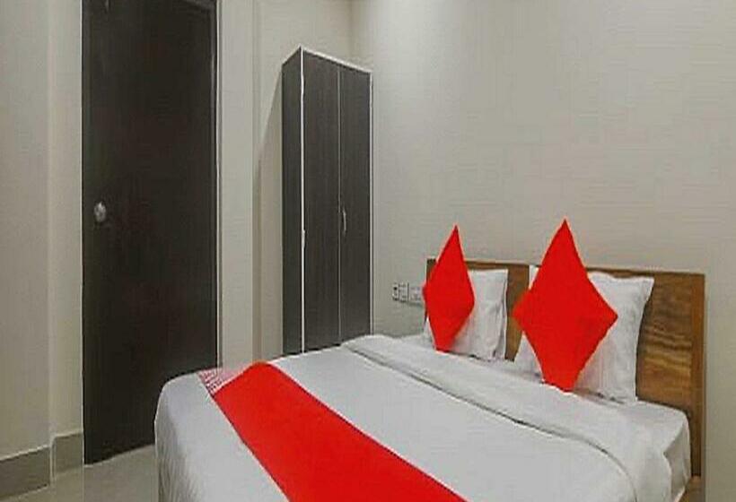 Klassiskt Trippelrum, Adhikary Homestay