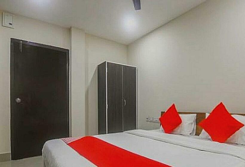 Klassiskt Trippelrum, Adhikary Homestay