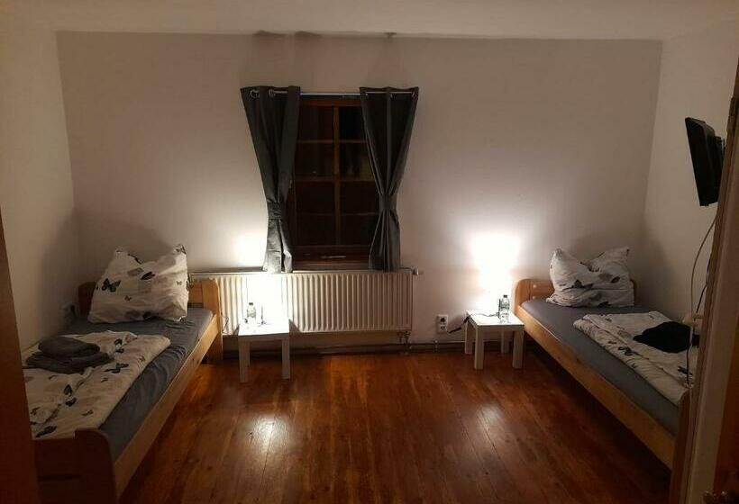 スタンダードルーム, Schwalbenhof