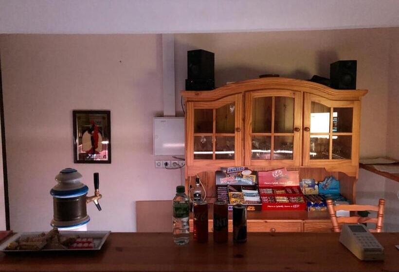 Номер Стандарт, Schwalbenhof
