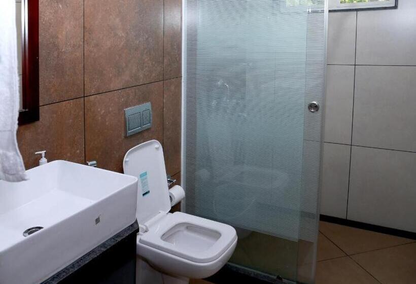 חדר דלוקס, Ev Stayz