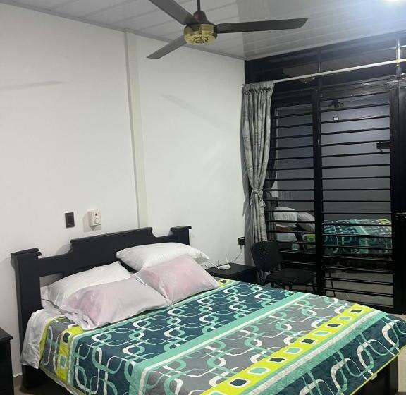 غرفة قياسية, Rio Y Sol Dorado