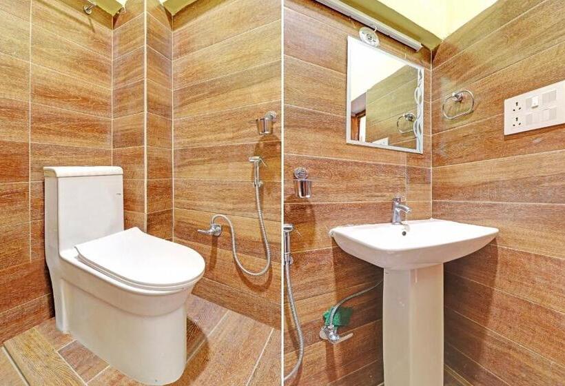 غرفة كلاسيكية ثلاثية, Anil Guest House